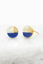 Load image into Gallery viewer, Radiant Horizon Stud Earrings