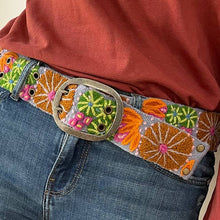Load image into Gallery viewer, Evening Shade Floral Embroidered Wool Belt