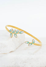 Load image into Gallery viewer, Hope Grows Bracelet
