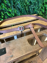 Load image into Gallery viewer, Long Leather Knot Belt
