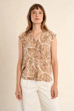 Load image into Gallery viewer, Printed Blouse
