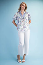 Load image into Gallery viewer, Floral Print  w/Ruffled Neck and Lace Trim

