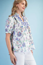 Load image into Gallery viewer, Floral Print  w/Ruffled Neck and Lace Trim
