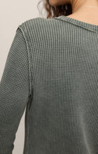 Load image into Gallery viewer, Arlet Mini Thermal Top
