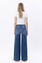 Load image into Gallery viewer, HR Trouser Hem Wide Leg Jeans
