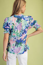Load image into Gallery viewer, Floral Print Button Down Blouse
