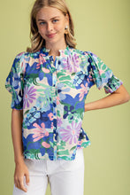 Load image into Gallery viewer, Floral Print Button Down Blouse
