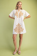 Load image into Gallery viewer, Linen Dress w/Embroidery
