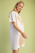 Load image into Gallery viewer, Linen Dress w/Embroidery
