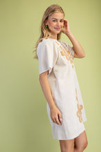 Load image into Gallery viewer, Linen Dress w/Embroidery

