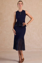 Load image into Gallery viewer, Slvless Ribbed Sweater Tank top
