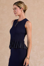 Load image into Gallery viewer, Slvless Ribbed Sweater Tank top
