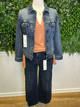 Load image into Gallery viewer, Stride Wide Leg 26"
