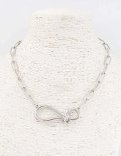 Load image into Gallery viewer, Twist-pendant Chain Necklace
