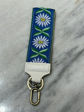 Load image into Gallery viewer, Wristlet Keychain Guitar Strap
