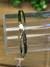 Load image into Gallery viewer, Transcending Cuff Bracelet

