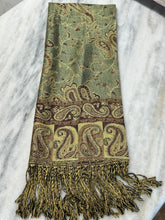 Load image into Gallery viewer, Paisley Pashmina

