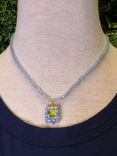 Load image into Gallery viewer, 16" Enamel Flower Beaded Necklace
