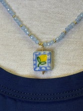 Load image into Gallery viewer, 16" Enamel Flower Beaded Necklace
