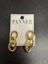 Load image into Gallery viewer, Chain Link 1.4" Post Earrings
