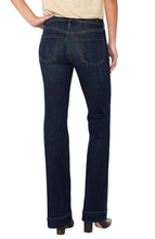 Load image into Gallery viewer, Lucy Bootcut w/Vintage Pocket. 34"
