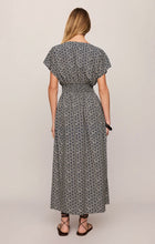 Load image into Gallery viewer, Sanna Iris Floral Midi Dress
