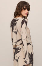 Load image into Gallery viewer, Nia Clem Floral Top

