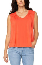 Load image into Gallery viewer, Sleeveless Shirred Detail Knit Top 25" Hps
