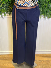 Load image into Gallery viewer, Kelsey HR Wide Leg Trouser 31"
