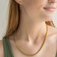 Load image into Gallery viewer, Chunky Twisted Necklace
