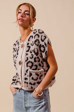 Load image into Gallery viewer, Leopard Sweater Vest Top
