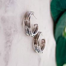 Load image into Gallery viewer, Small Open Hoop Earrings

