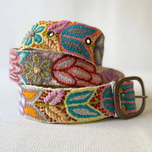 Load image into Gallery viewer, Folklorica Floral Embroidered Wool Belt, Cream
