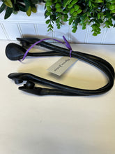 Load image into Gallery viewer, Versa Tote Vegan Leather Handles
