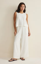 Load image into Gallery viewer, Sloane Linen Top
