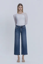 Load and play video in Gallery viewer, Mid Rise Ankle Wide Jeans
