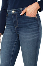 Load image into Gallery viewer, Abby Skinny 30"
