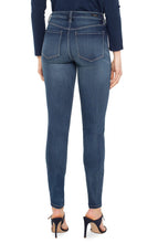 Load image into Gallery viewer, Abby Skinny 30"

