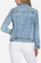 Load image into Gallery viewer, Classic Jean Jacket
