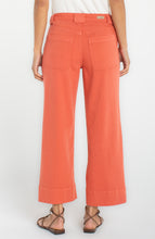 Load image into Gallery viewer, Stride Cargo Wide Leg Crop Denim
