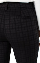 Load image into Gallery viewer, Gemme Cigarette Trouser 28"
