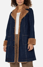 Load image into Gallery viewer, Sherpa Trimmed Notch Collar Jacket 38'
