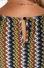 Load image into Gallery viewer, Slvless Knit Top W/ Keyhole
