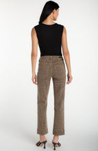Load image into Gallery viewer, Kennedy Straight W/wide Hem
