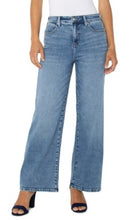 Load image into Gallery viewer, Stride HR Wide Leg 30"
