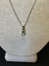 Load image into Gallery viewer, Twinkle Granulation Drop Necklace
